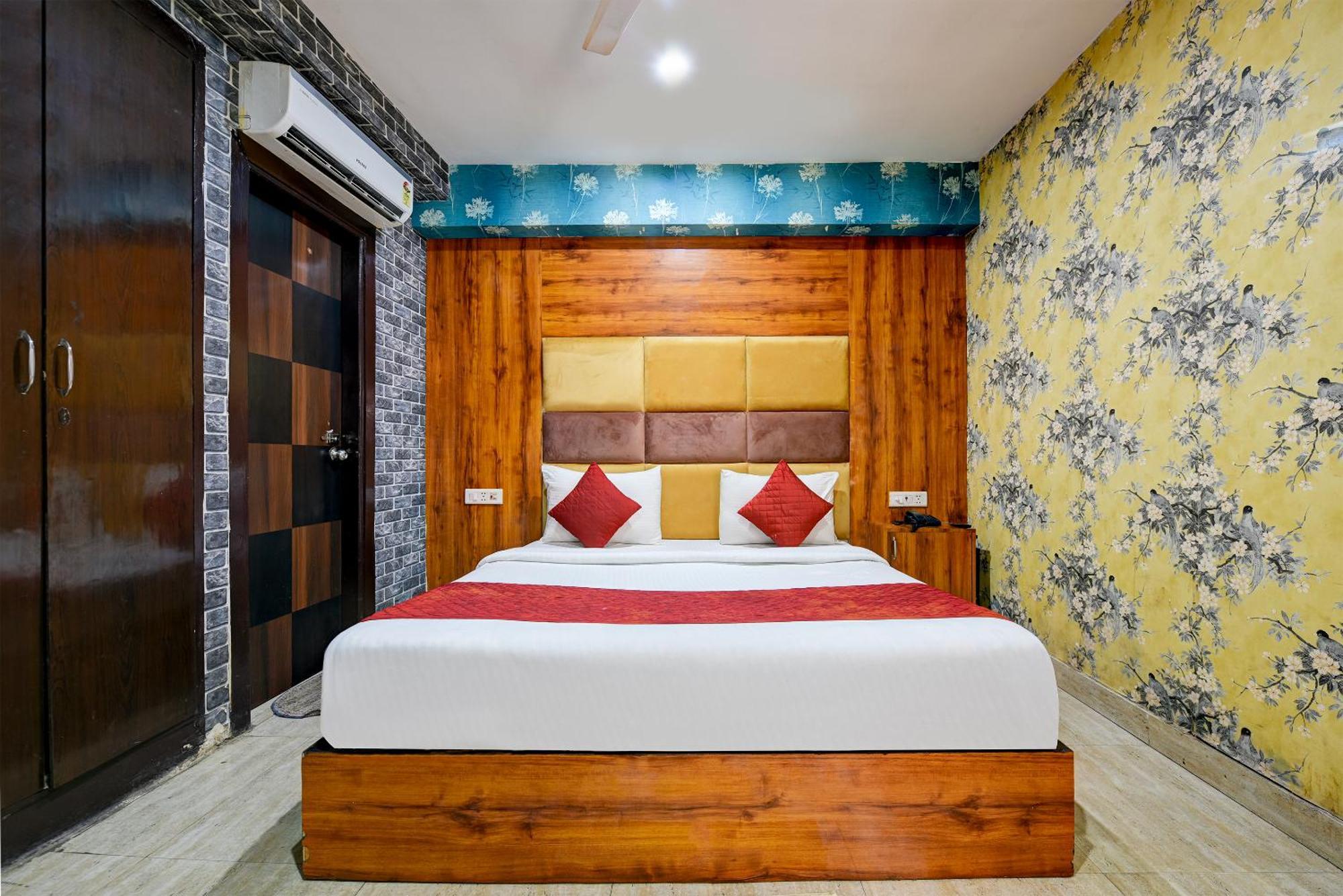 Hotel Ark Wood At Airport New Delhi Buitenkant foto